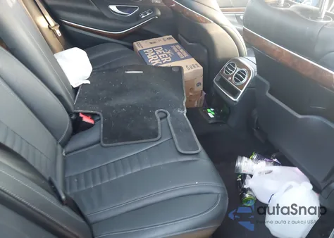 2015 Mercedes-Benz S 550 4Matic z USA, uszkodzony, nr VIN WDDUG8FB4FA108098